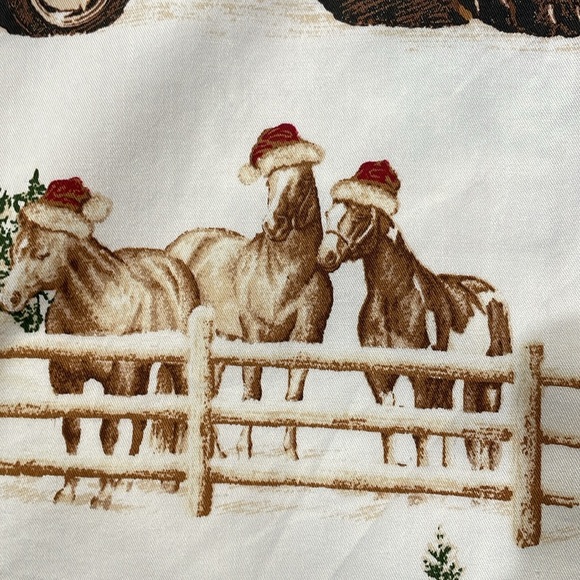 Clearwater Outfitters Size Large Men’s Christmas Santa Button Down 100% Cotton - Picture 3 of 14